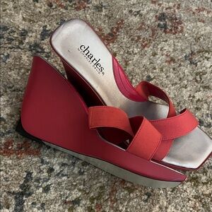 Charles David Crimson Wedge Sandals
